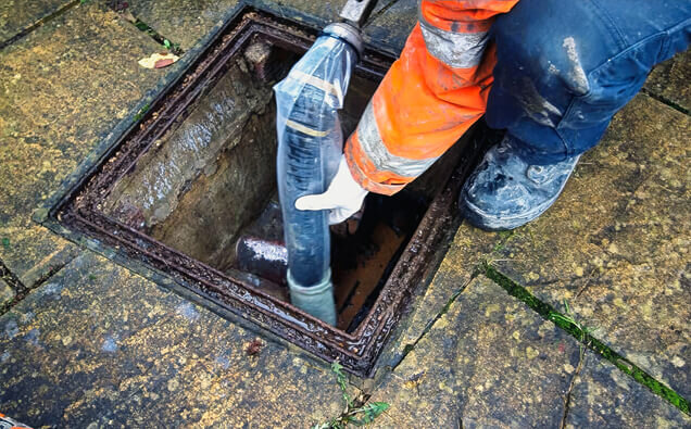 https://plumberinnaloo.com.au/uploads/2025/06/blocked-drains-682908.jpg