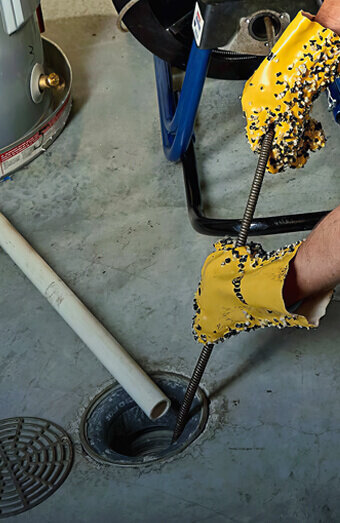 https://plumberinnaloo.com.au/uploads/2025/06/emergency-plumbing-494263.jpg
