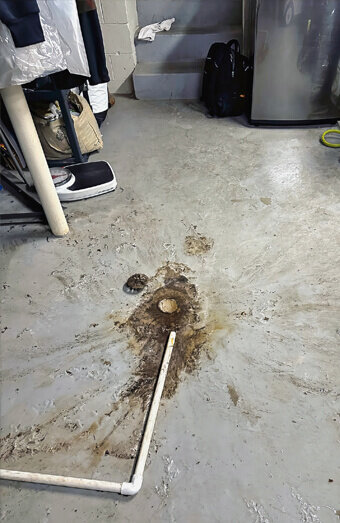 https://plumberinnaloo.com.au/uploads/2025/06/emergency-plumbing-546847.jpg
