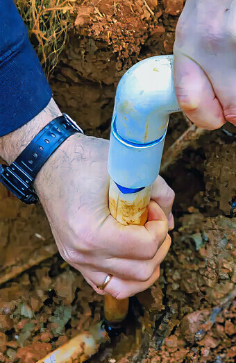 https://plumberinnaloo.com.au/uploads/2025/06/emergency-plumbing-882356.jpg